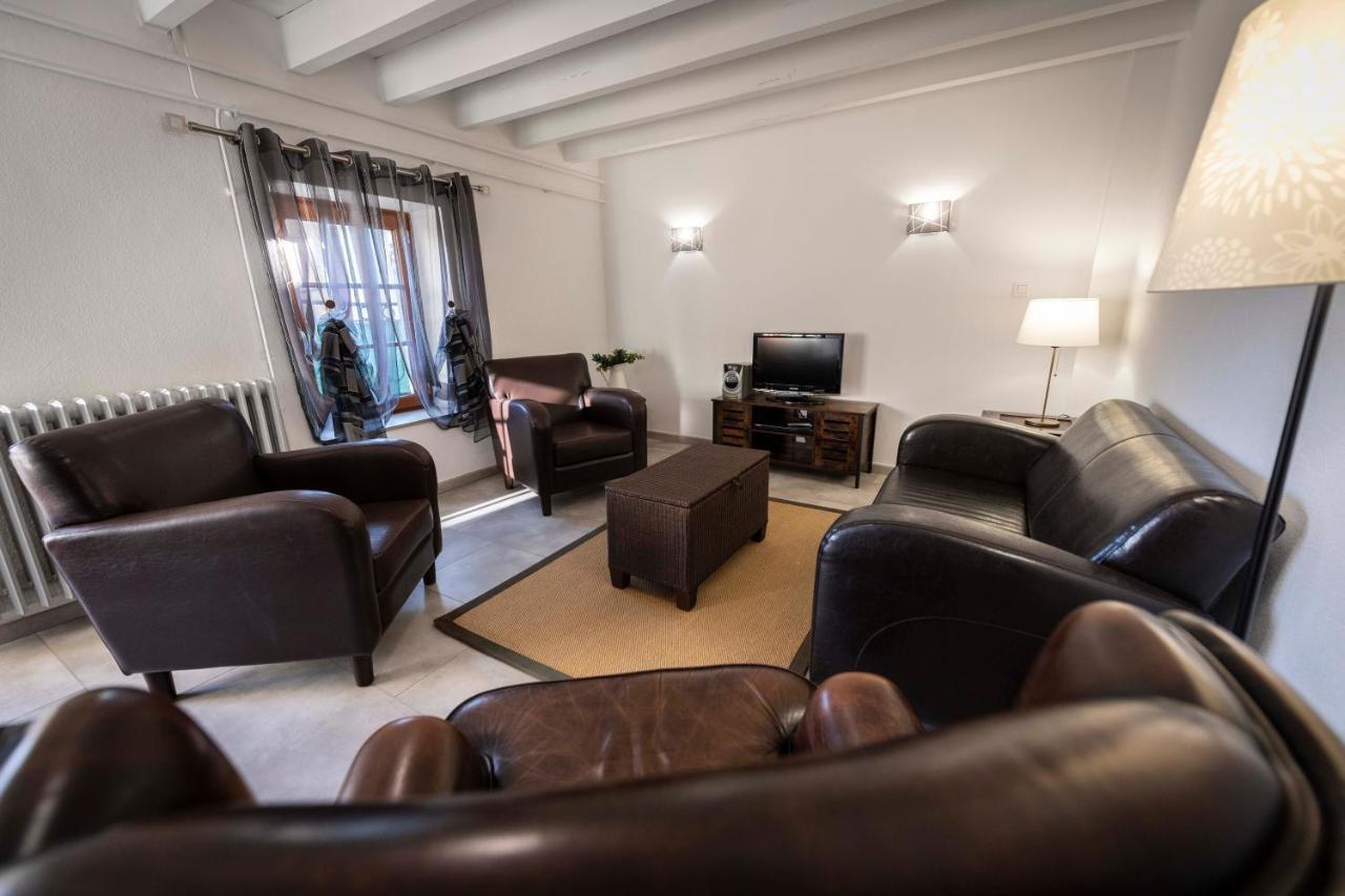 Maison D'Hote La Grange Aux Ayres Olloix Buitenkant foto