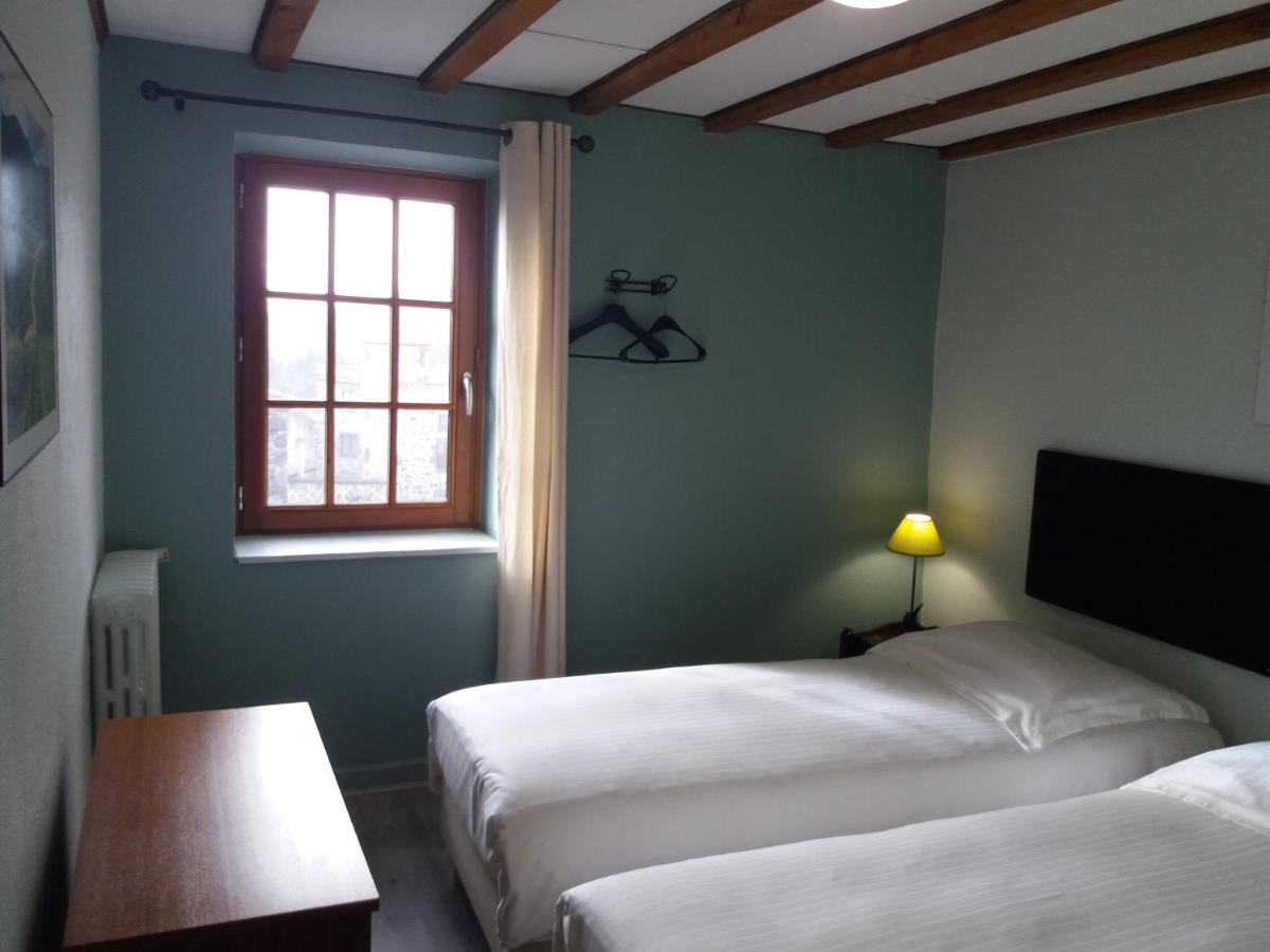 Maison D'Hote La Grange Aux Ayres Olloix Buitenkant foto