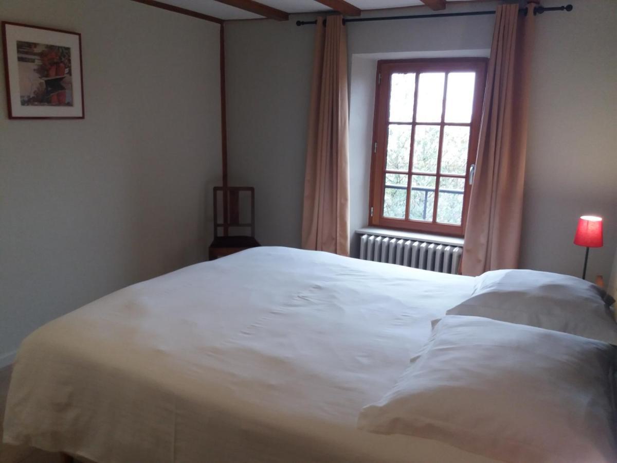 Maison D'Hote La Grange Aux Ayres Olloix Buitenkant foto