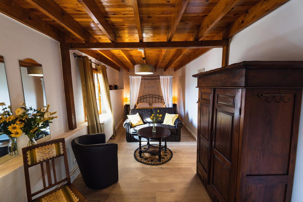 Maison D'Hote La Grange Aux Ayres Olloix Buitenkant foto